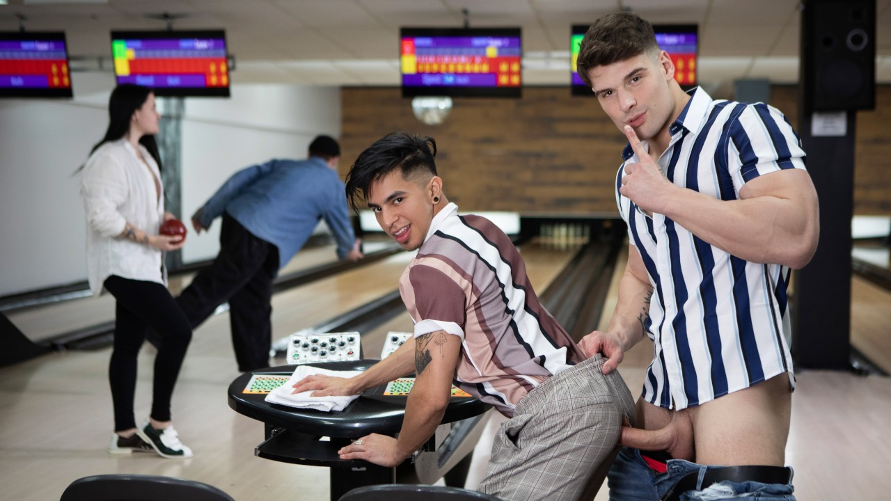 Bowling Alley Fuckdown – Malik Delgaty And Angel Santana – Faply