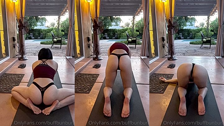 Womanwearingred asian babe g-string yoga